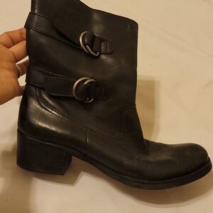 - Arturo chiang boots size 10